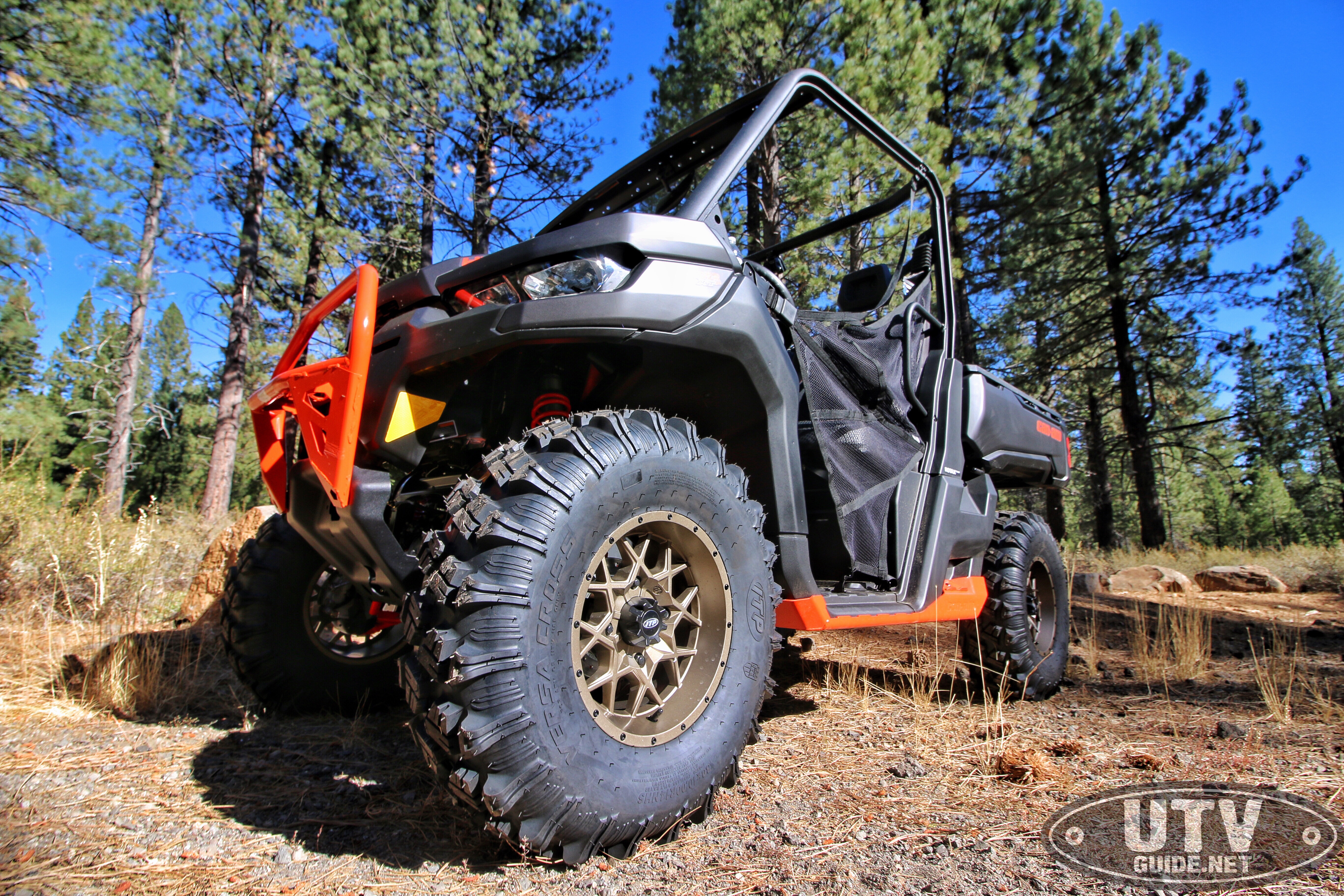 Trail Ride in our 2018 Can-Am Defender XT-P HD10 - UTV Guide